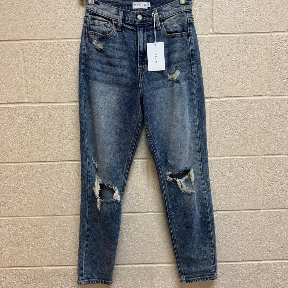 Cello High-Rise Fierce Mood Mom 
Distressed Jeans
